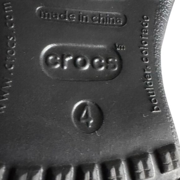 Crocs Black Flip Flops Youth Size 4 - Picture 10 of 11